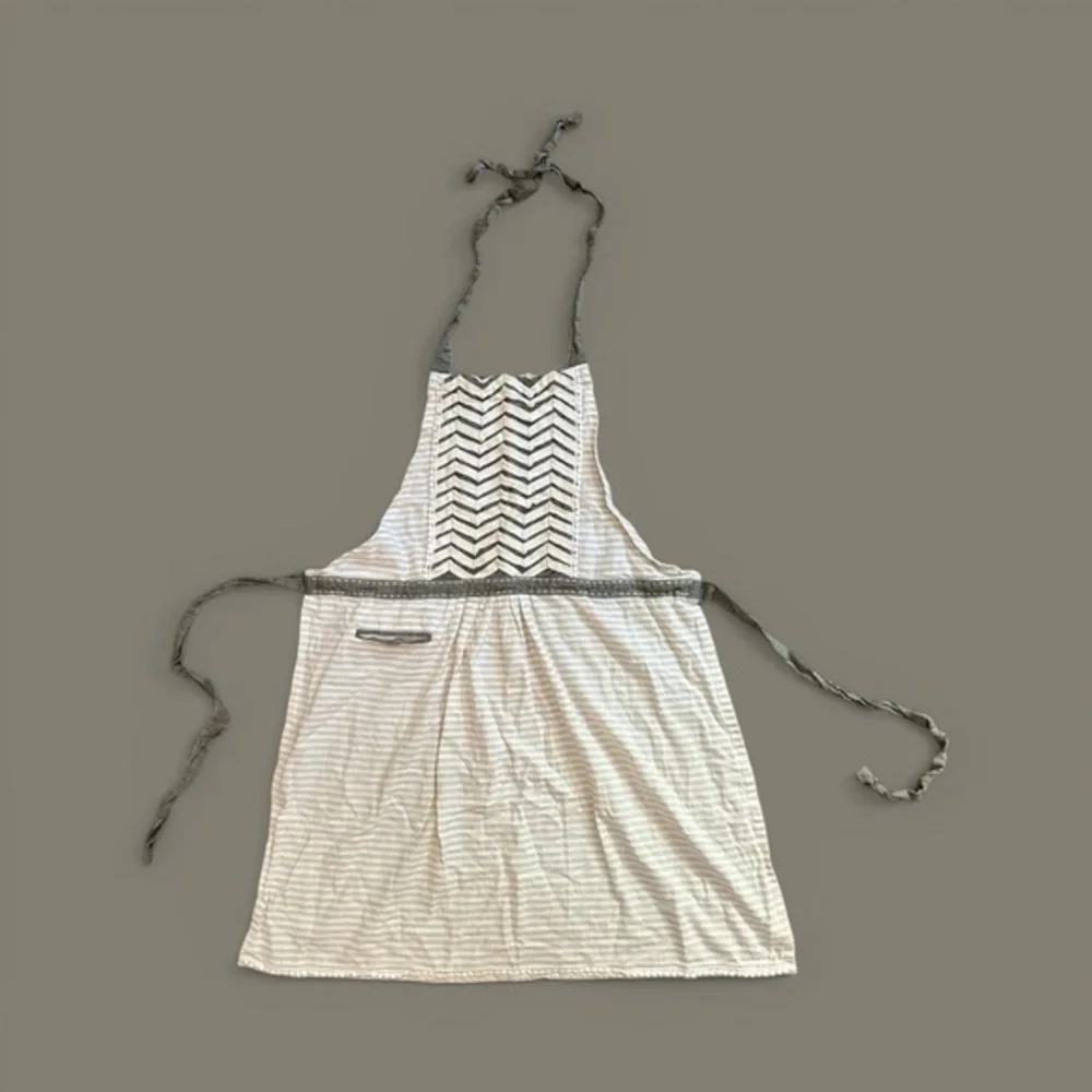 World Market Neutral Chic Striped Cotton Apron for Baking Cooking Kitchen Fun